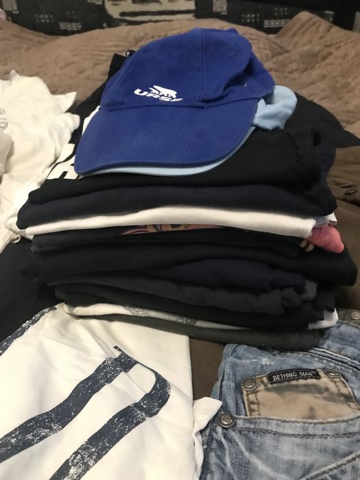 Набір чоловічого одягу 40 футболок+3 шортів та 1 штани, розмір С S