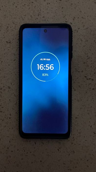 Продам Motorola EDGE 2021