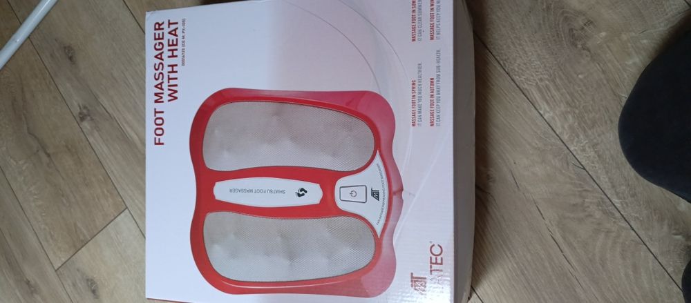 Masażer do stóp z podgrzewaniem.