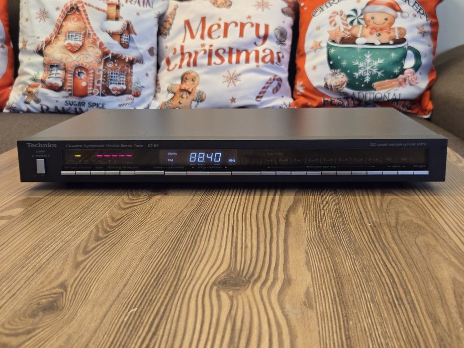 Technics ST-S6 radio