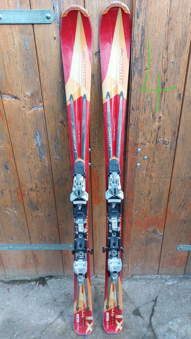 Narty zjazdowe 160-175cm.