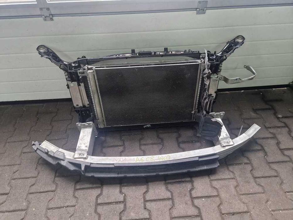 Audi A6 C8 4K0 2.0 TDI Pas Przód Belka Chłodnice