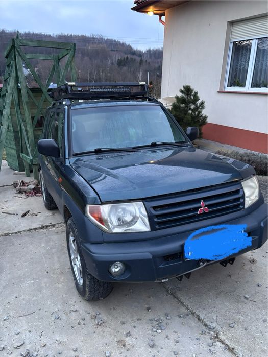 Mitsubishi pajero pinin