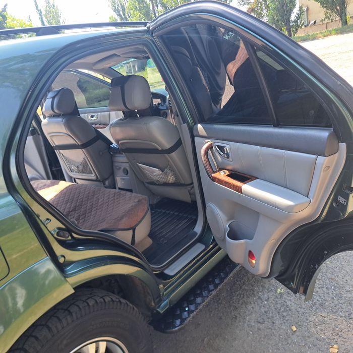 Автомобіль KIA SORENTO автомат 2.5 дизель 2004 року