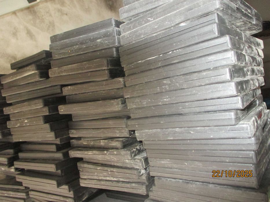 60 Caixas de plástico para dvd's