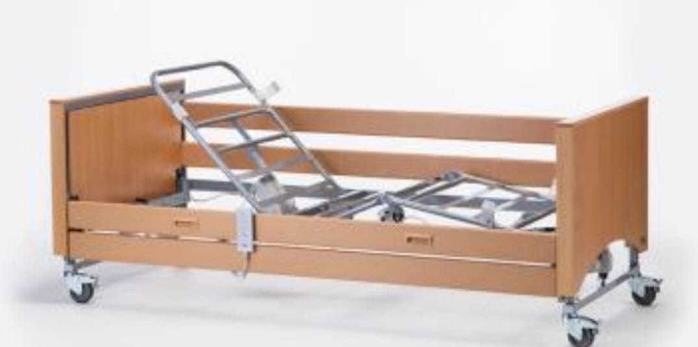 Cama articulada com colchão anti escaras, tudo novo