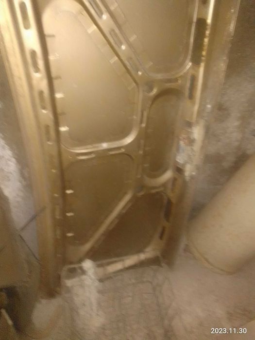 Кришка багажніка фольц.сантана