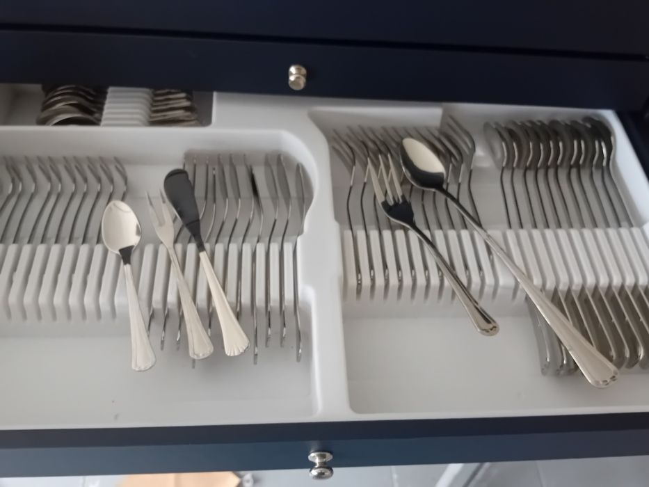 Faqueiro 180 peças Belo Inox Elvas