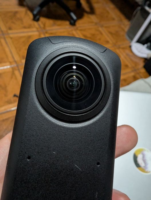 Câmara Ricoh Theta Z1 360° 4K