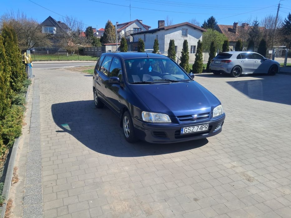 Mitsubishi Space Star 1.3 2000r.