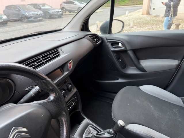 Citroën C3  bom estado geral, carro prático, económico e confortável