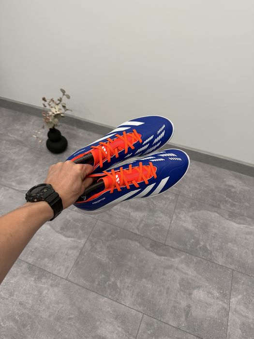 футбольні сороконіжки Adidas Predator League Turf