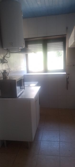 Moradia com terreno em Azoia Leiria