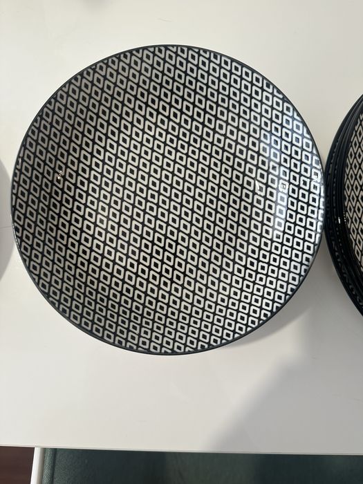 Conjunto de pratos