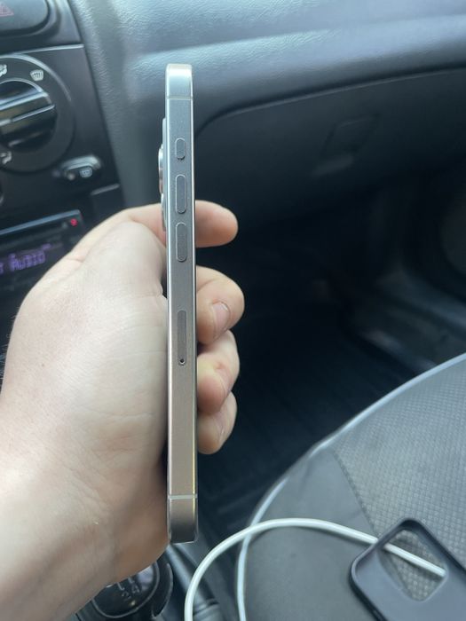 iPhone 15 Pro 256Gb 83%