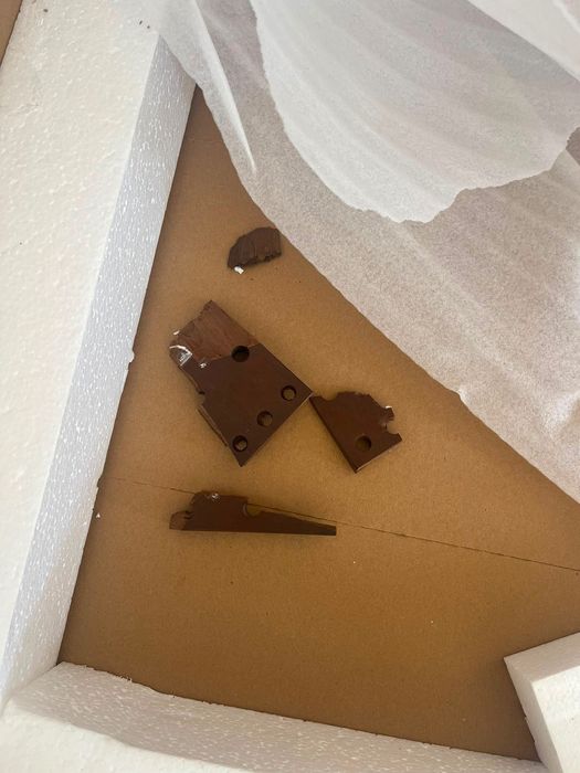 Mesa SKLUM Treveris castanho nogal escuro - peça partida