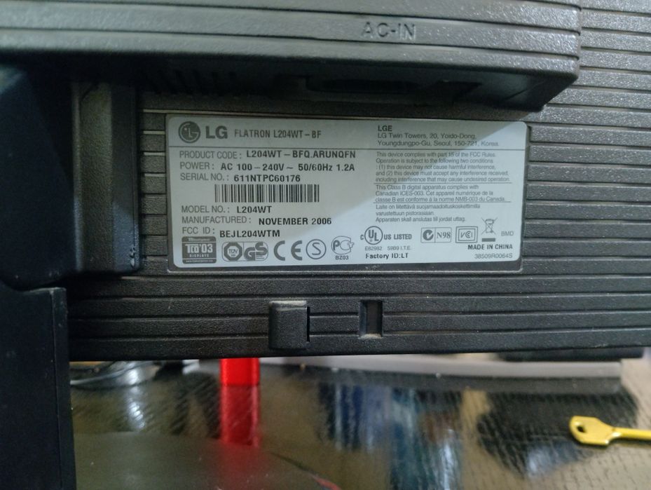 Монитор 20 дюймов hd+1600*900