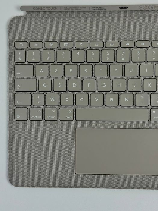 Чохол-клавіатура для планшета Logitech Combo Touch для iPad Pro 12.9