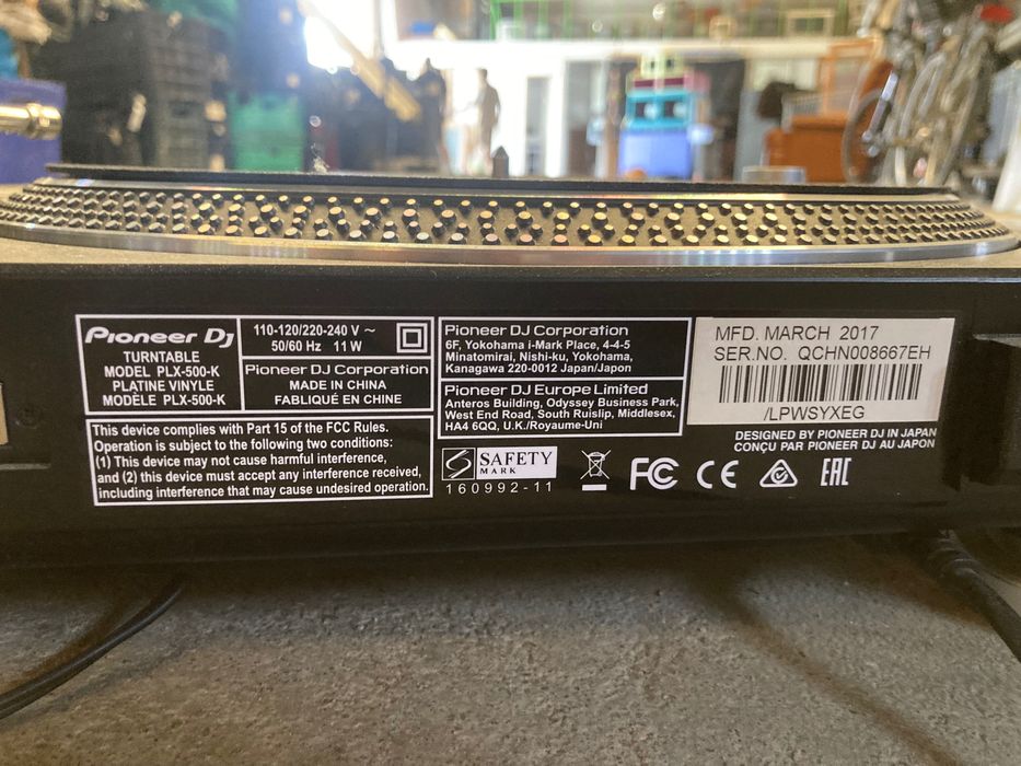 Turntable pioneer PLX-500