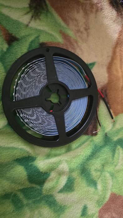 Світлодіодна стрічка на 24 вольти