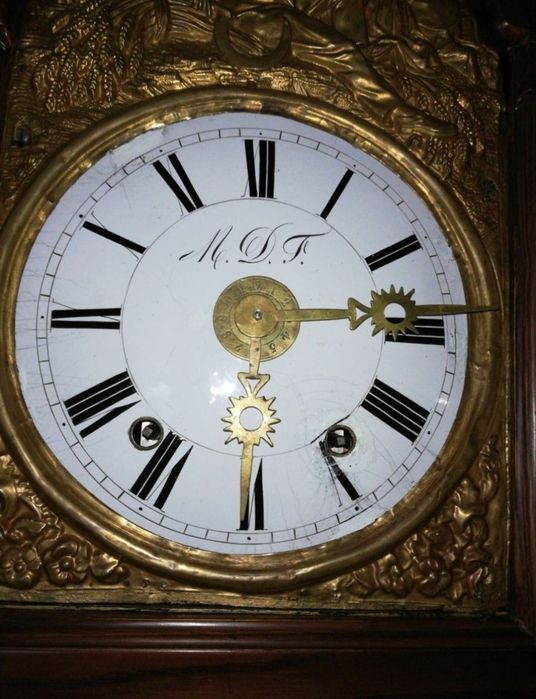 Relógio de pé  alto antigo