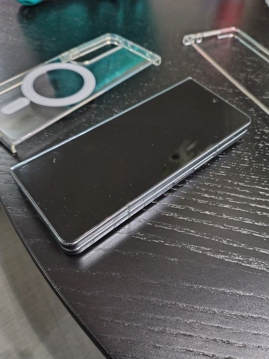 Samsung Galaxy Z Fold 4  256 Gb  12GB RAM C/Novo  ver descrição