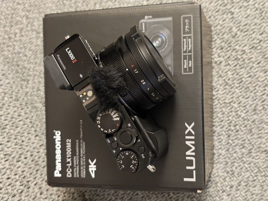 Panasonic Lumix DC-LX100 II Mark 2 kompakt premium z 4 akumulatorami!