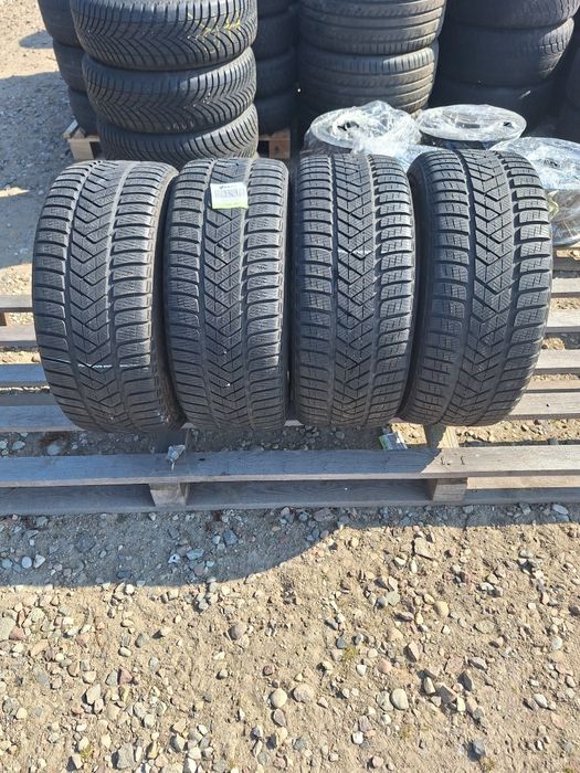 Opony zimowe Pirelli Sottozero 3  245 40 r18 97V