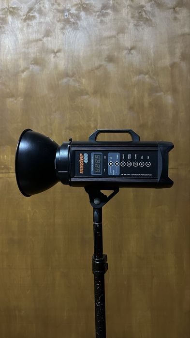 Студійний спалах Hundae Photonics master 400