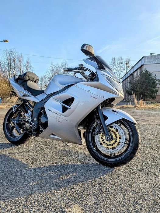 Triumph Sprint 1050ST ABS 2010r prywatne Katowice Polift.38k przebieg