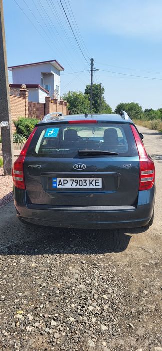Продам машину KIA SEED
