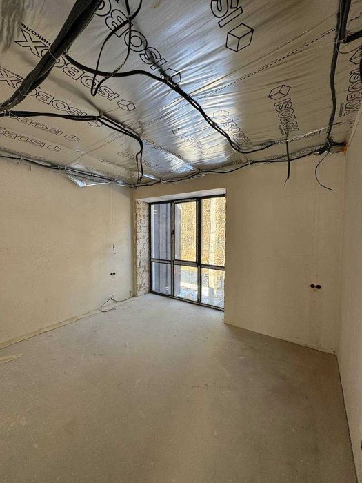 ПРОДАЖ котеджу у центрі с.Брюховичі, 135м2, центральні комунікації