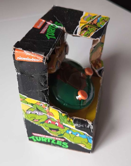 Wojownicze Żółwie Ninja samochodzik zdalnie sterowany Michelangelo.