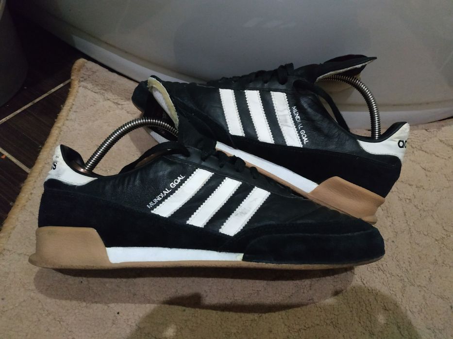 Мужские футзалки,бампы,кроссовки adidas mundial goal black