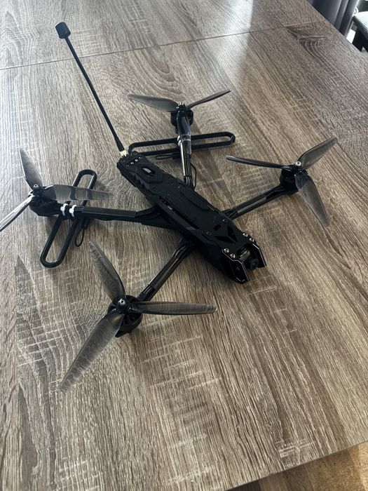 Nowy FPV dron 7 cali