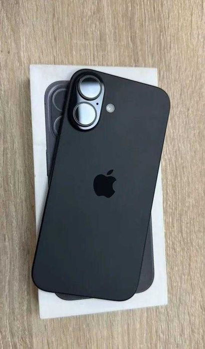 iPhone 16, 256 ГБ, SIM + eSIM