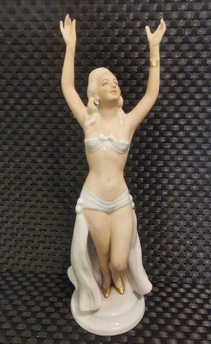 Porcelana Figurka Tancerki Schaubach Kunst 1953 r.