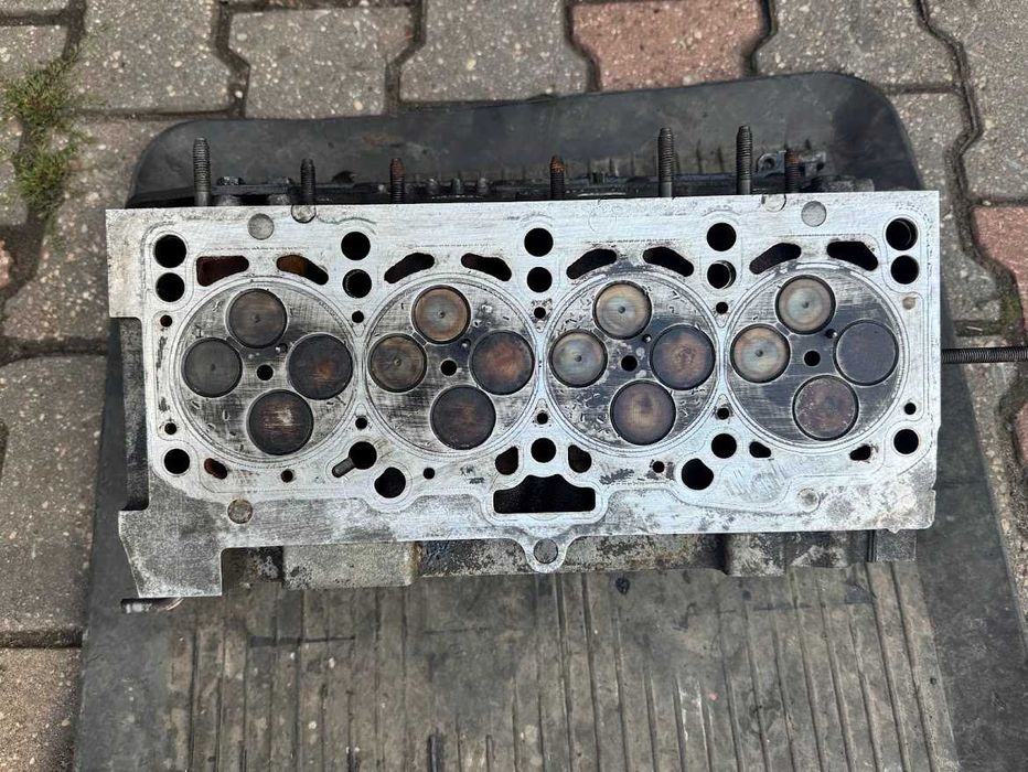 Гбц головка блока Volkswagen Caddy Touran Golf 5 Passat B6 Skoda Octavia A5 Audi 2.0 TDI 03G103373A