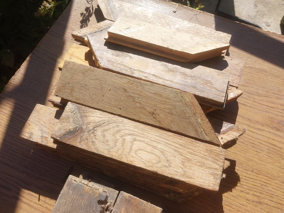 Dębowa klepka PRL z demontażu szer 5,4 cm, różne długości