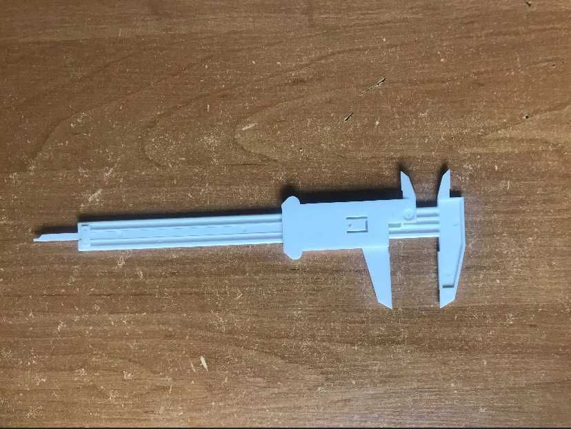 Suwmiarka 150 mm. plastikowa