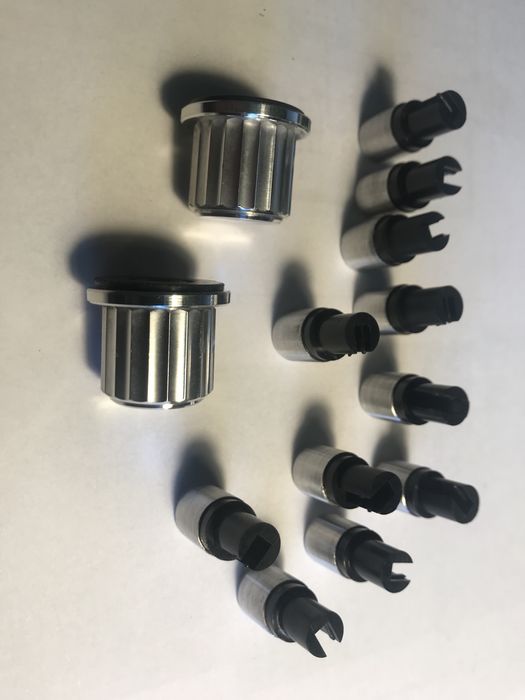 UNITRA DIORA TSH 110 komplet gałek i przycisków