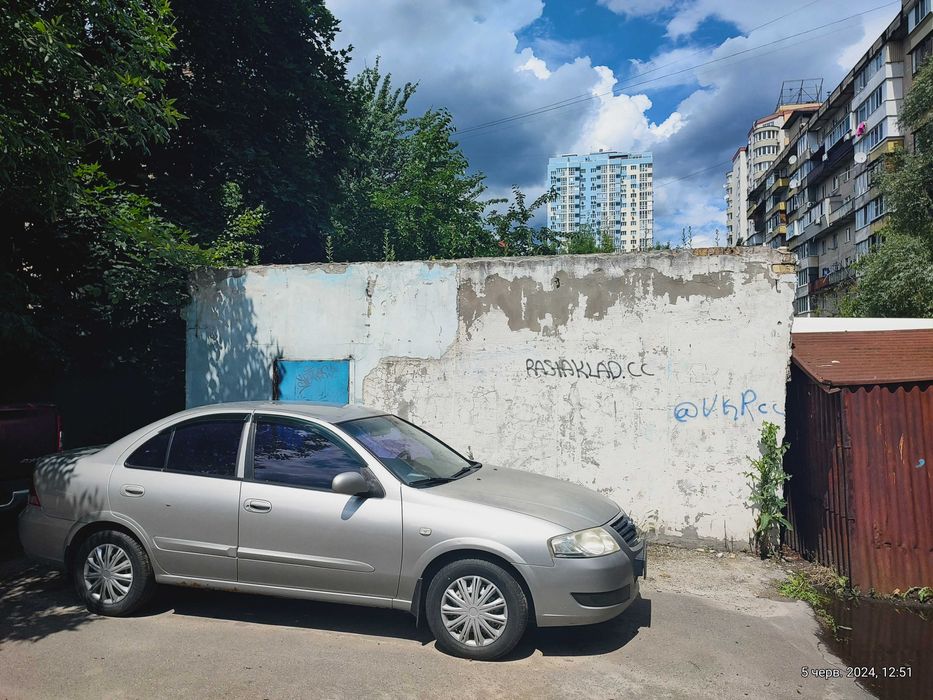 Нежитлове приміщ 23.9квм Куренівка Автозаводська 27Г Кафе Магазин Офіс