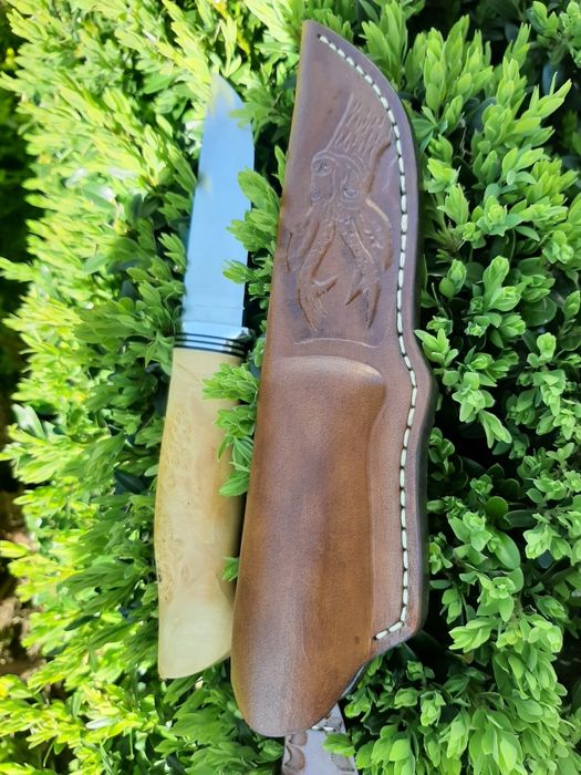 Ніж для полювання і активного відпочинку