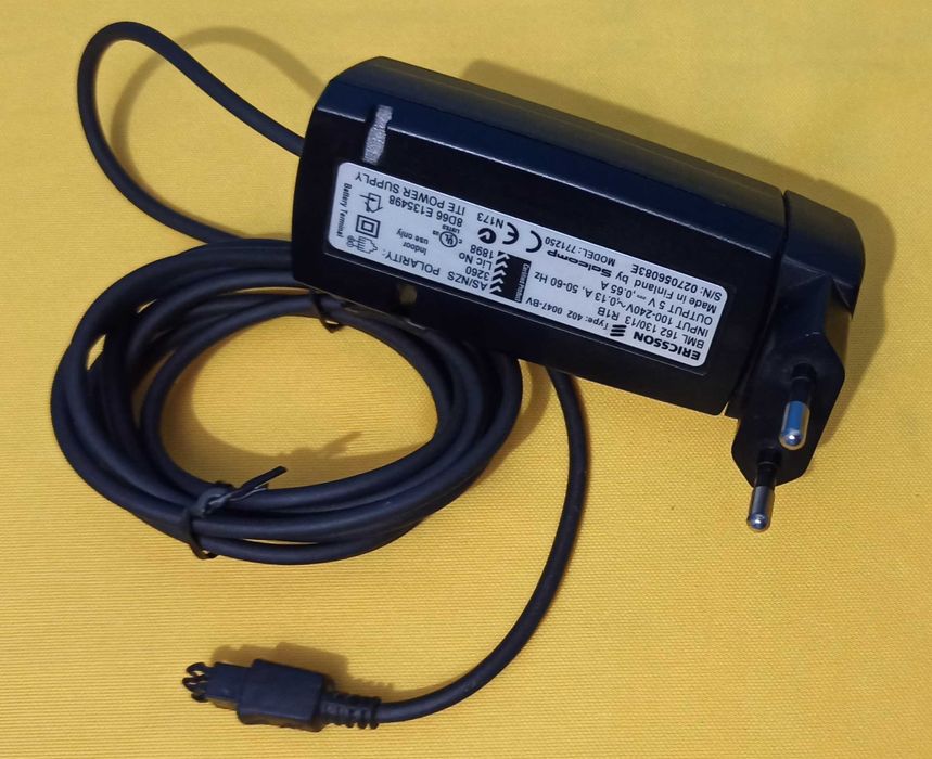 Зарядное устройство ERICSSON оригинал,Made in Finland