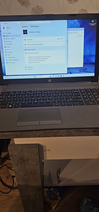 Laptop HP 250 g7