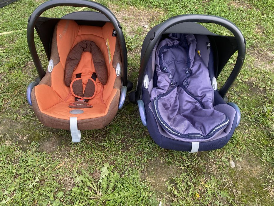 Дитяче автокрісло