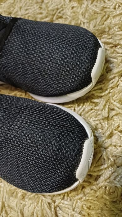 Кросівки Adidas Run 70s.