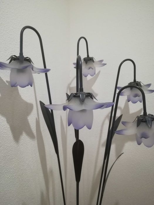 Candeeiro de chão
