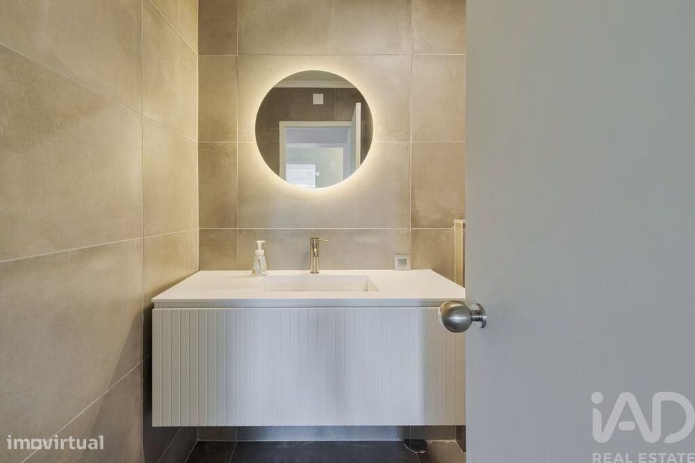 Apartamento T2 em Carnide