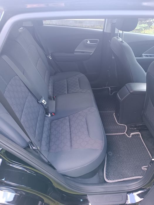 Продам машину KIA Niro